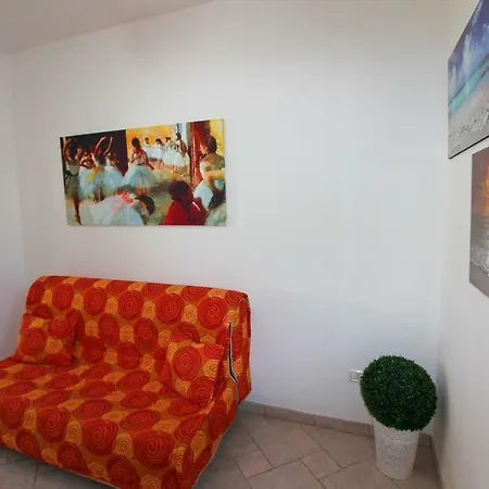 Holiday home Villetta Venere *